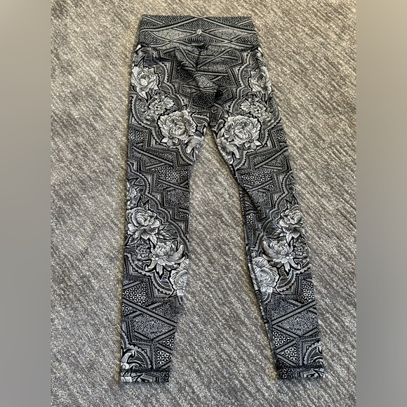 Lululemon Women’s Wunder Under Hi-Rise Leggings Tights in Engineered Fullux - Picture 8 of 11